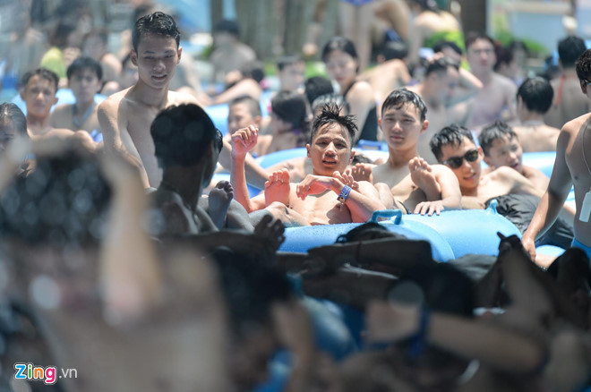 8738ea563811d14f8800rgb(73, 24, 99);19