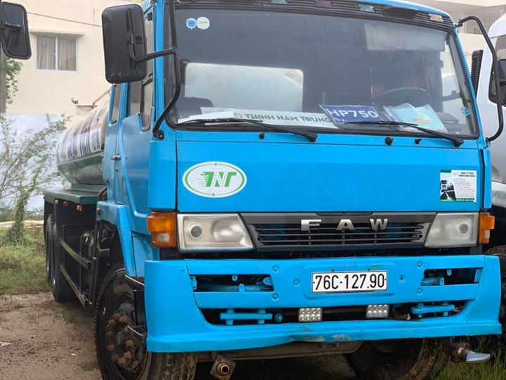 Mùa nắng nóng đã bắt đầu tăng nhiệt, sứ mệnh của Thịnh Nam Trung là mang lại màu xanh của không gian và một môi trường trong lành bằng những chuyến xe nước và triệt tiêu bụi bặm nơi công trường dưới cái nắng gay gắt của miền trung!