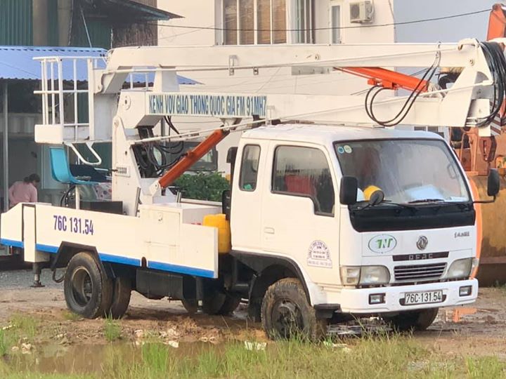 Mùa nắng nóng đã bắt đầu tăng nhiệt, sứ mệnh của Thịnh Nam Trung là mang lại màu xanh của không gian và một môi trường trong lành bằng những chuyến xe nước và triệt tiêu bụi bặm nơi công trường dưới cái nắng gay gắt của miền trung!