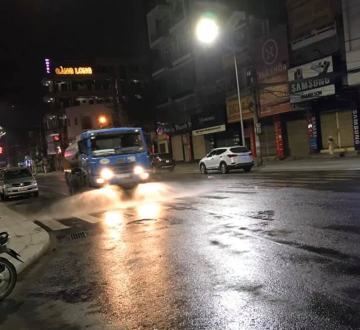 CHUNG TAY CÙNG CỘNG ĐỒNG PHÒNG CHỐNG COVID-19, GIẢM Ô NHIỄM MÔI TRƯỜNG