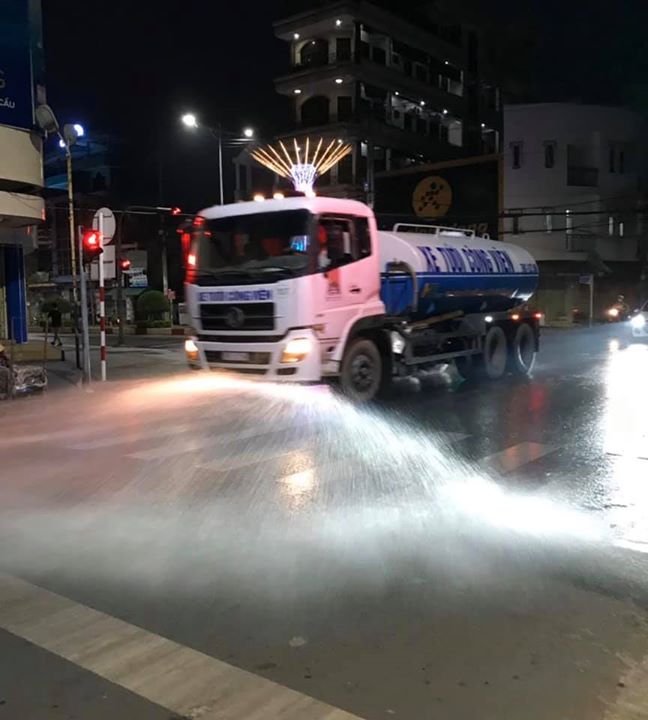 CHUNG TAY CÙNG CỘNG ĐỒNG PHÒNG CHỐNG COVID-19, GIẢM Ô NHIỄM MÔI TRƯỜNG