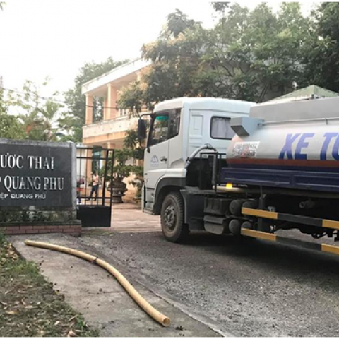 Trung chuyển dung dịch nuôi cấy vi sinh Nhà máy Xử lý nước Thải KCN Quảng Phú đến KCN VSIP