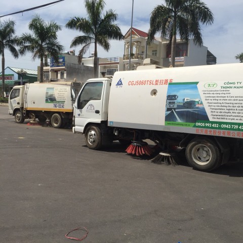 Vệ sinh công trình IEC Thành Phố Giáo Dục