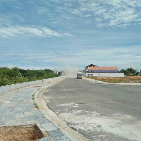 Vệ sinh toàn dự án Khu Dân Cư Sơn Tịnh