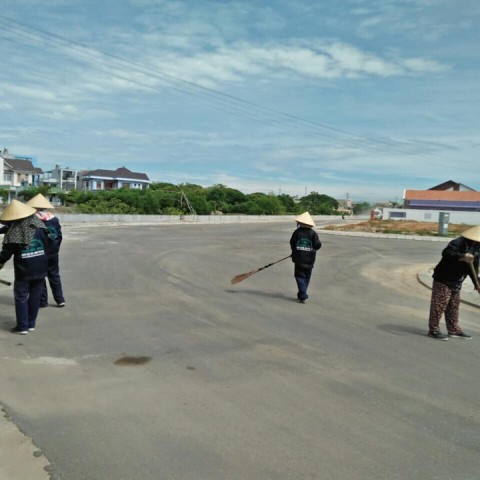 Vệ sinh toàn dự án Khu Dân Cư Sơn Tịnh