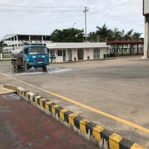 Vệ sinh môi trường tại công ty URC Central